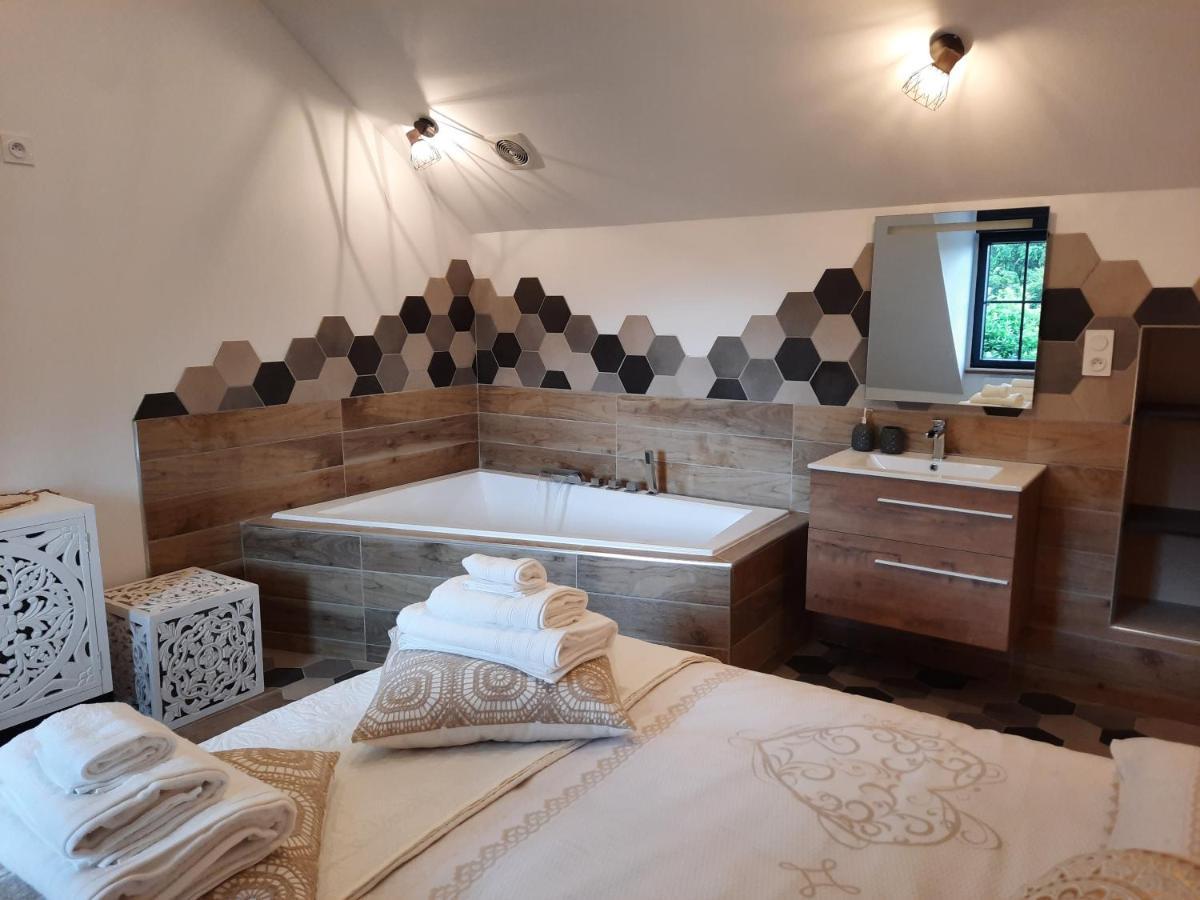 Madelaine Ranch, Nouvelle Piscine 2025 Villa Le Gast ภายนอก รูปภาพ